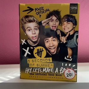 Hey, Let's Make a Band!: The Official 5SOS Book!